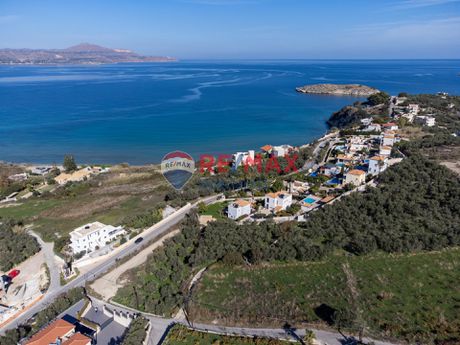 Οικόπεδο 700 τ.μ. για πώληση