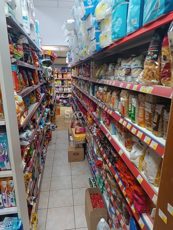 Κατάστημα 173 τ.μ. προς ενοικίαση, Άγιος Γιώργιος - Τρωάδα