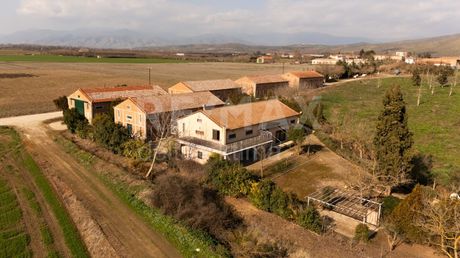 Βιομηχανικός χώρος 1.320τ.μ. για πώληση-Μακρυχώρι » Γυρτώνη