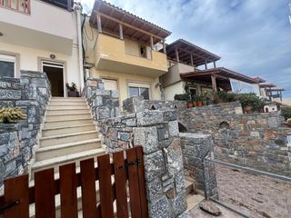 Συγκρότημα διαμερισμάτων 600 τ.μ. για πώληση