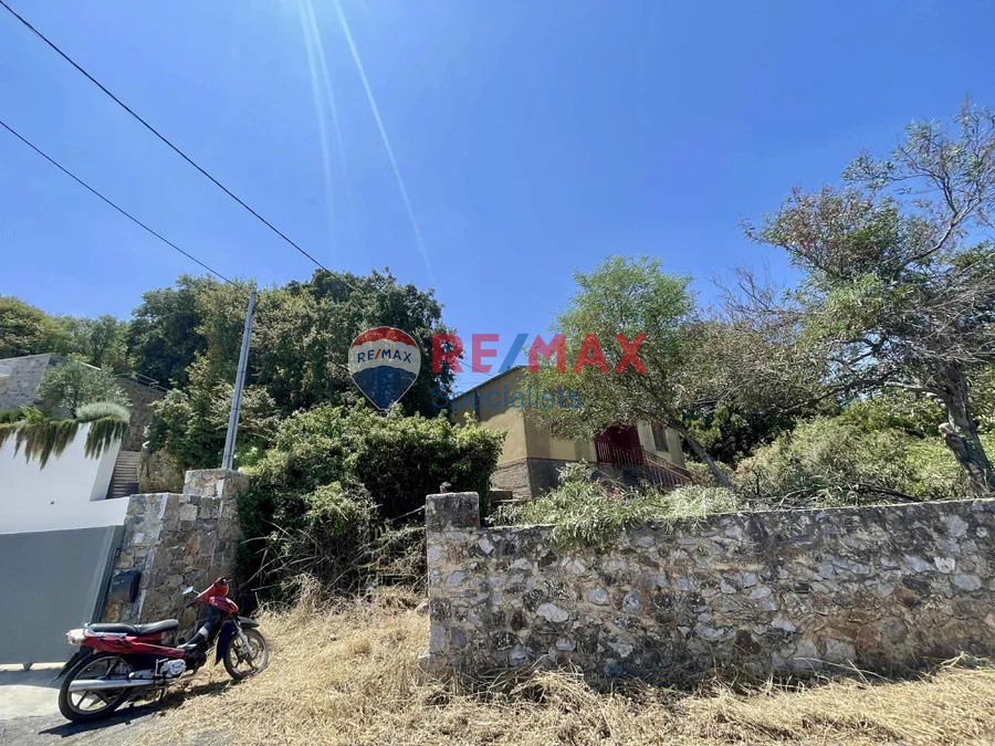 Μονοκατοικία 80 τ.μ. προς πώληση, Βαφές