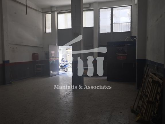Κατάστημα 300 τ.μ. για πώληση, Πειραιάς, Λιμάνι