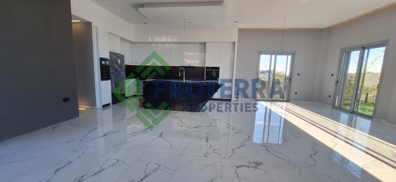 Μονοκατοικία 400 τ.μ. προς ενοικίαση, Κέντρο Θέρμης