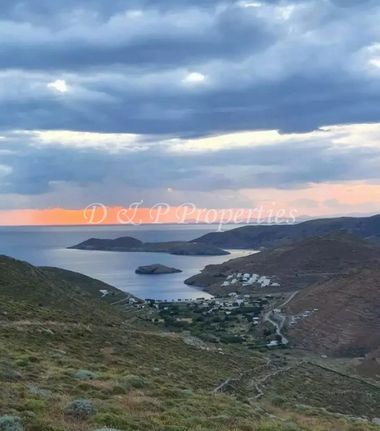 Αγροτεμάχια 4.627 τ.μ. για πώληση, Κυκλάδες, Κύθνος