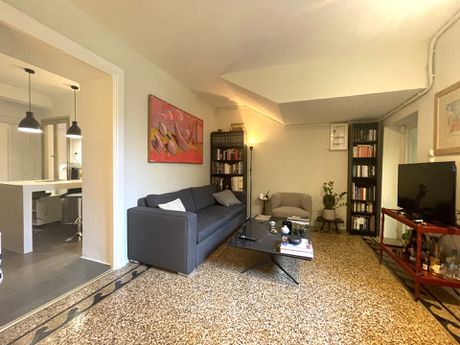 Διαμέρισμα 55τ.μ. για ενοικίαση-Κολωνάκι - λυκαβηττός