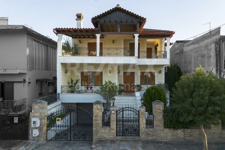Μονοκατοικία 220τ.μ. για πώληση-Λάρισα » Νεάπολη