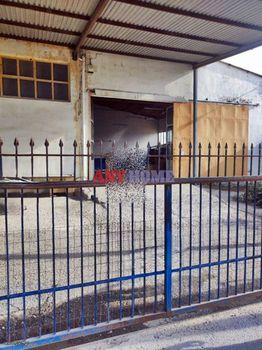 Βιοτεχνικός χώρος 130τ.μ. για ενοικίαση-Εχέδωρος » Καλοχώρι