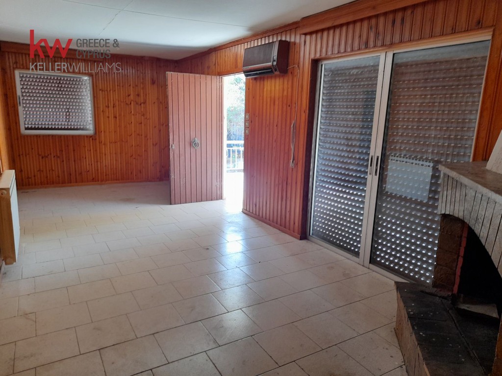 Μονοκατοικία 68,80 τ.μ. προς πώληση, Πολιτικά