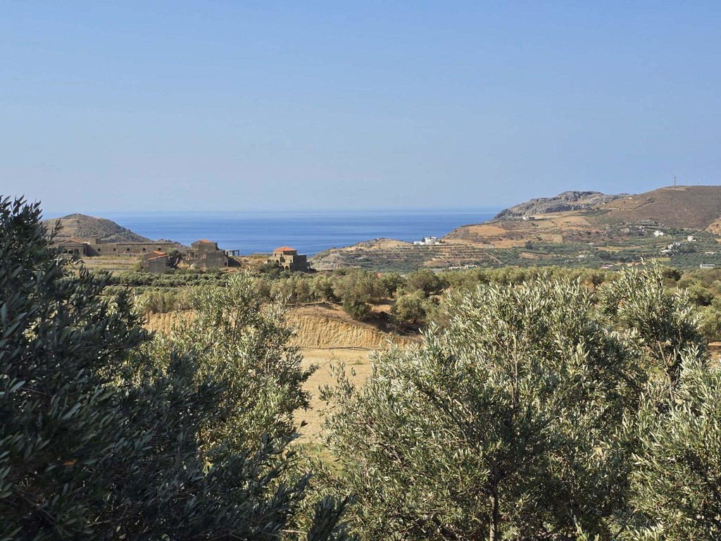 Οικόπεδο 1.930 τ.μ. πρός πώληση, Ν. Ρεθύμνου, Φοινίκας
