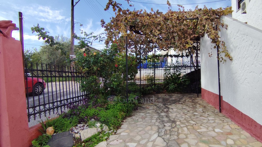 Μονοκατοικία 244 τ.μ. προς πώληση, Κέντρο Πεταλιδίου