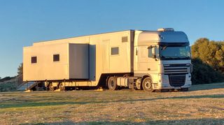DAF 2012 FILM PRODUCTIONS MAKE UP TRUCK - 10 SEATS