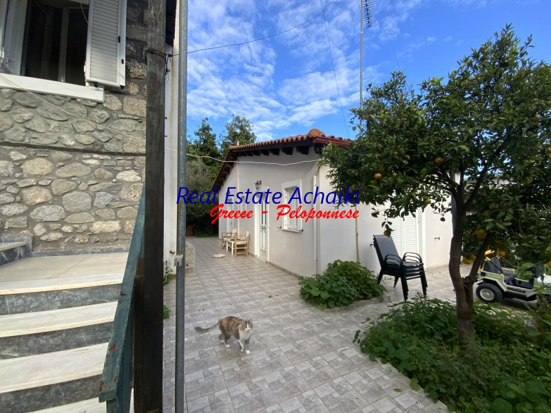 Συγκρότημα διαμερισμάτων 210 τ.μ. πρός πώληση, Αχαΐα, Διακοπτό