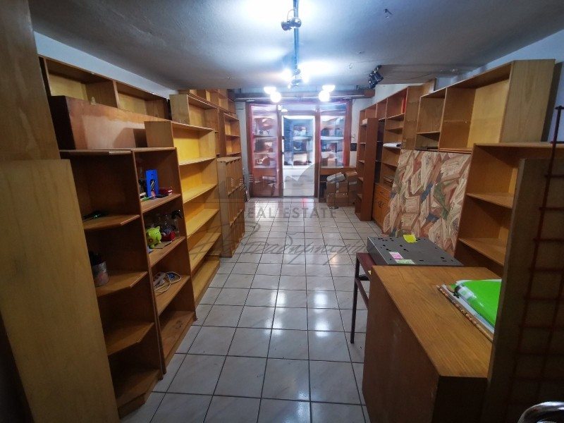 Store 37 sqm for rent, Volos Center