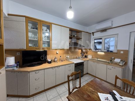 Apartment 107sqm for rent-Larisa » Center