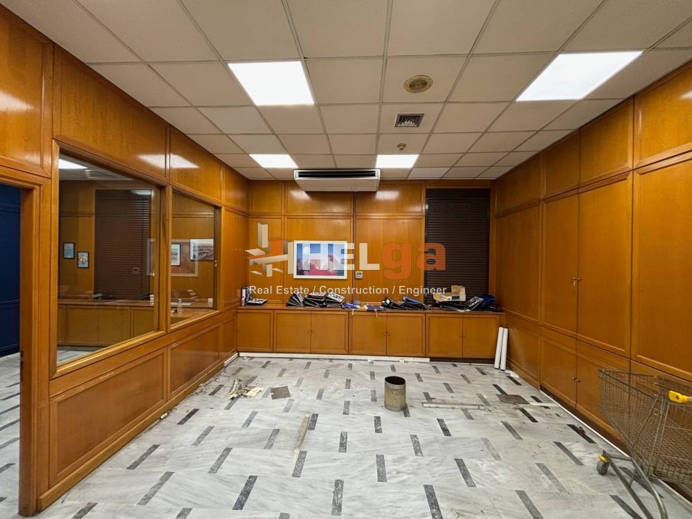 Επιχειρηματικό κτίριο 670 τ.μ. προς ενοικίαση, Δασσύλιο