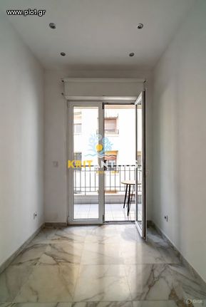 Studio / γκαρσονιέρα 20 τ.μ. για ενοικίαση, Αθήνα - Νότια Προάστια, Καλλιθέα