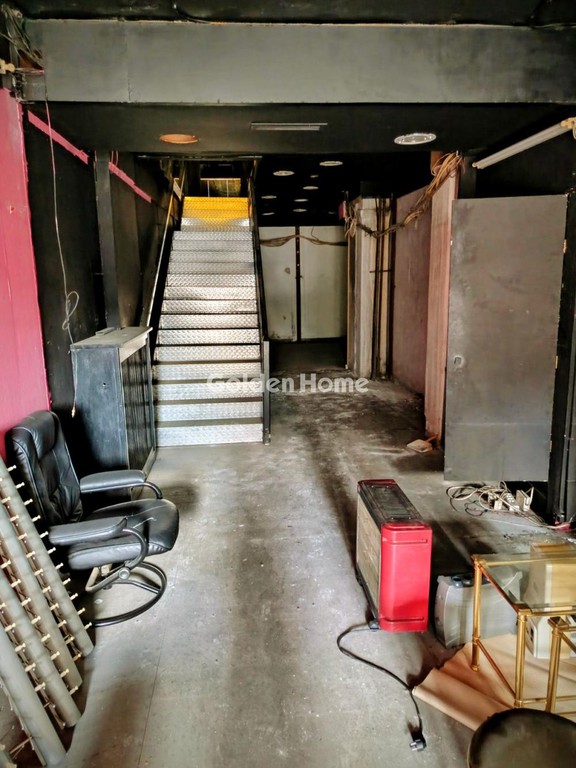 Store 273 sqm for rent, Terpsithea, Piraeus