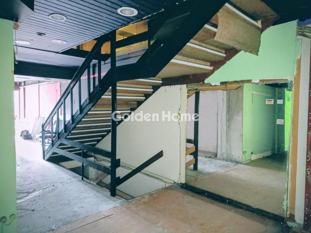 Store 273 sqm for rent, Terpsithea, Piraeus