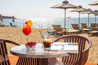 Ξενοδοχείο 680 τ.μ. για πώληση, Ν. Καβάλας, Ελευθερές-thumb-2