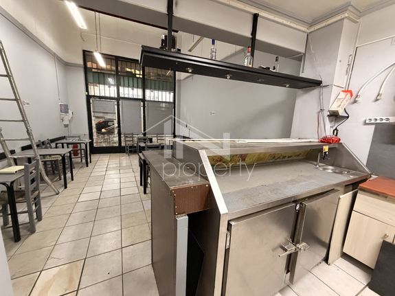 Store 70 sqm for rent, Athens - Center, Kolonos - Kolokinthous