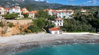 Μονοκατοικία 300 τ.μ. για πώληση