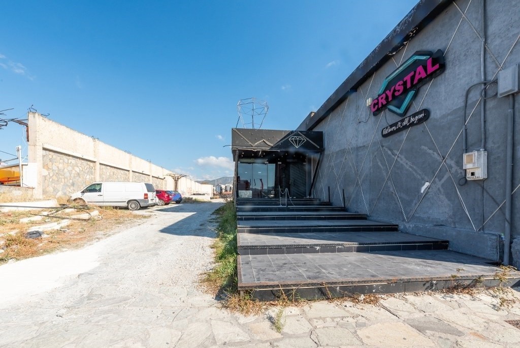 Κατάστημα 570 τ.μ. για πώληση, Μαγνησία, Βόλος