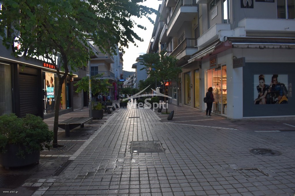 Κατάστημα 30 τ.μ. πρός πώληση, Ν. Ιωαννίνων, Ιωάννινα