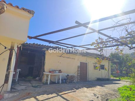 Land plot 300 sqm for sale