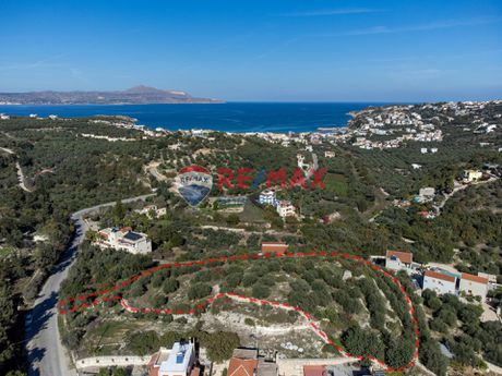 Land plot 4.684sqm for sale-Vamos