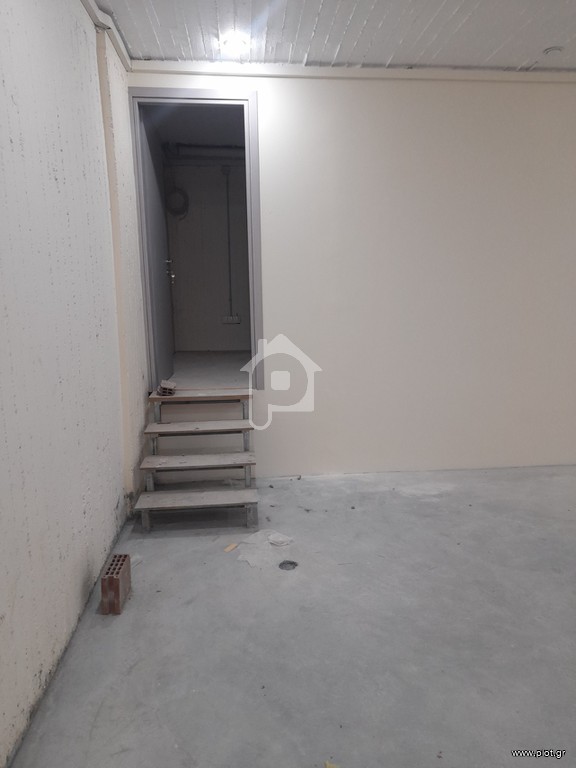 Επιχειρηματικό κτίριο 140 τ.μ. προς ενοικίαση, Νεάπολη Βόλου