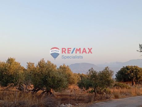 Land plot 677sqm for sale-Akrotiri