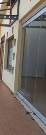 Κατάστημα 300 τ.μ. για ενοικίαση, Αχαΐα, Ρίο