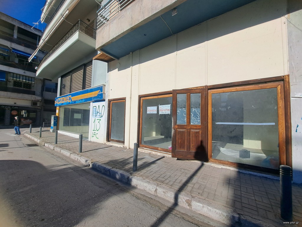 Κατάστημα 100 τ.μ. πρός ενοικίαση, Φθιώτιδας, Λαμία