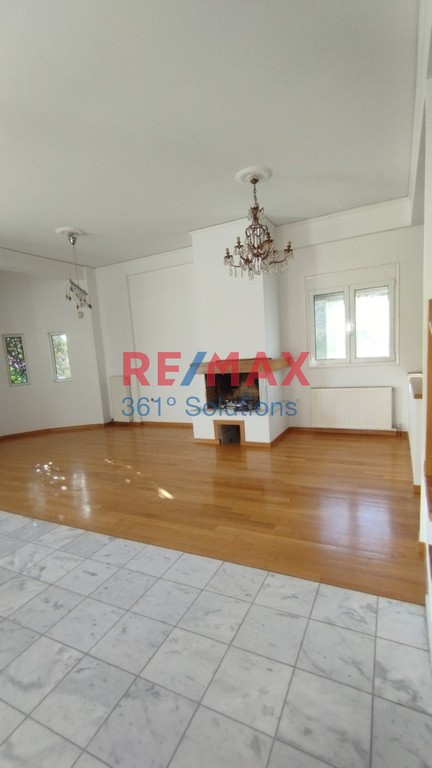 Μεζονέτα 260 τ.μ. πρός ενοικίαση, Αθήνα - Ανατολικά Προάστια, Γλυκά Νερά