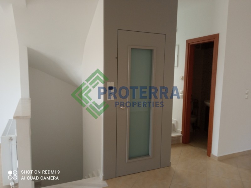 Διαμέρισμα 230 τ.μ. προς ενοικίαση, Κέντρο Θέρμης