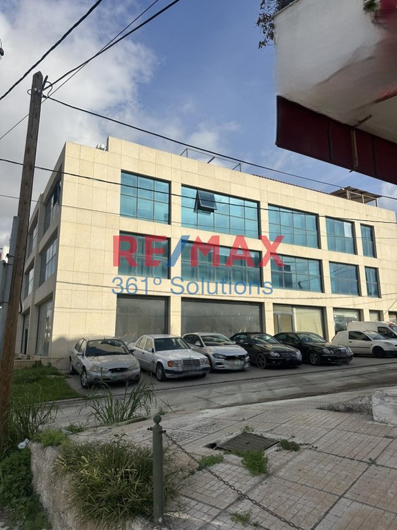 Επιχειρηματικό κτίριο 2.500 τ.μ. πρός πώληση, Αθήνα - Ανατολικά Προάστια, Γέρακας
