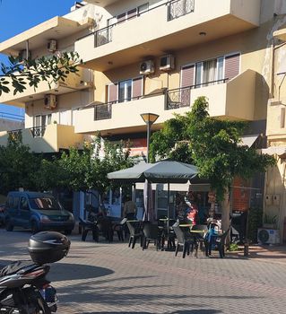 Business 80 sqm for sale