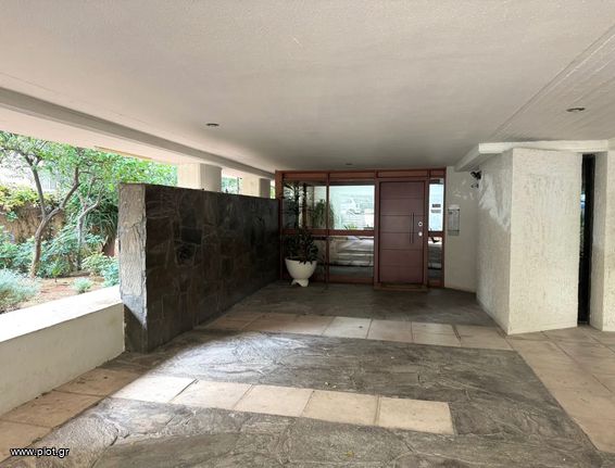 Apartment 100 sqm for rent, Athens - South, Palaio Faliro