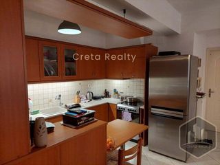 Συγκρότημα διαμερισμάτων 300 τ.μ. για πώληση