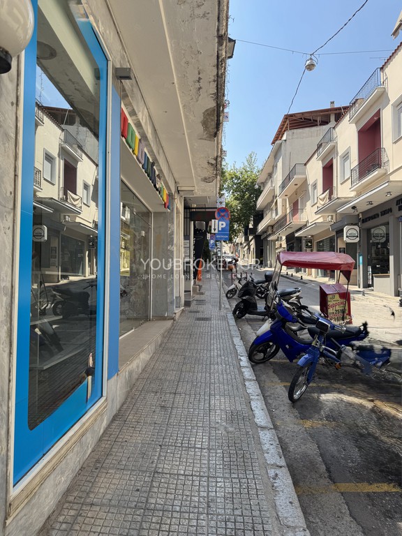 Κατάστημα 490 τ.μ. προς ενοικίαση, Κέντρο Λαμίας
