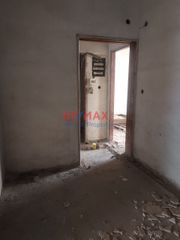 Μονοκατοικία 330 τ.μ. για πώληση, Πειραιάς, Αγία Σοφία-thumb-11