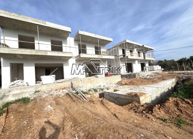Μεζονέτα 96 τ.μ. προς πώληση, Καλύβες Πολυγύρου