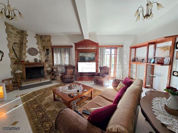 Apartment 184 sqm for rent, Corinthia, Saronikos