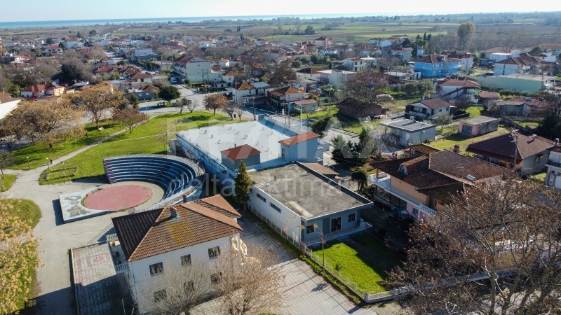Βιοτεχνικός χώρος 350 τ.μ. προς ενοικίαση, Κέντρο Κορινού