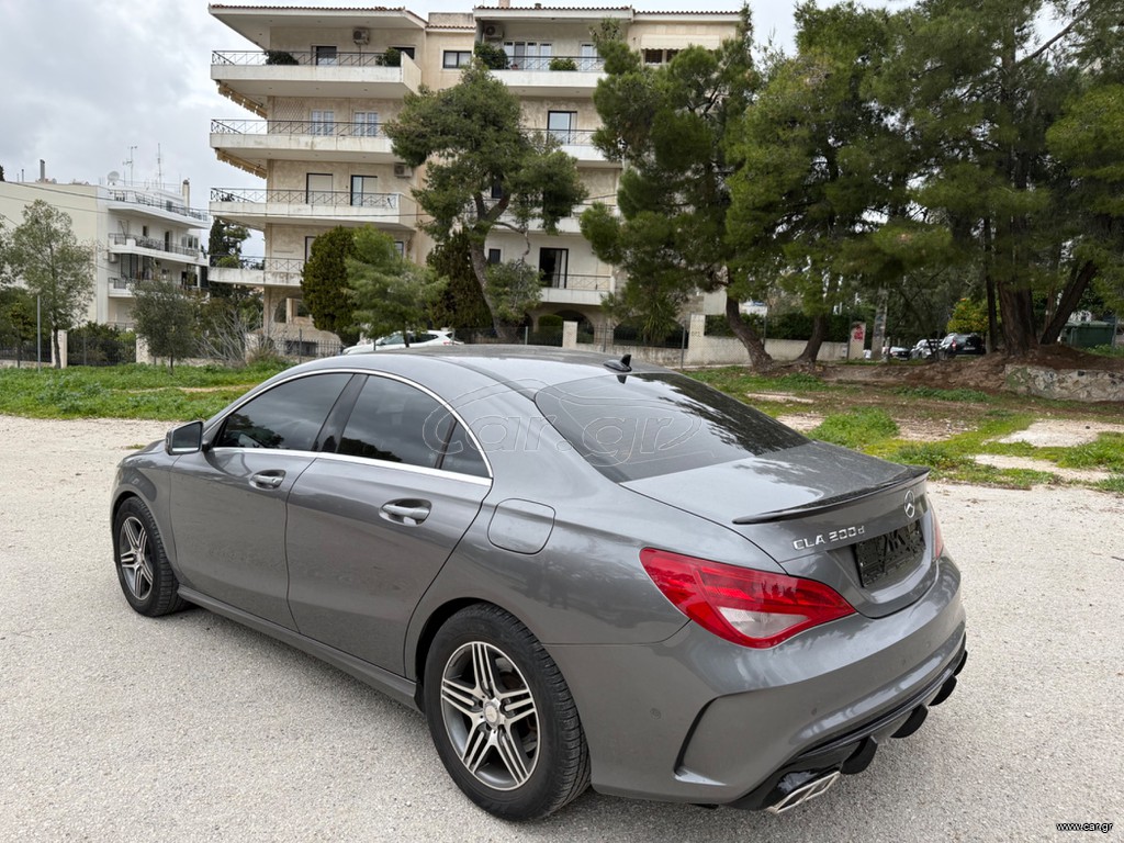 Mercedes-Benz CLA 200 2016 Look CLA45 AMG