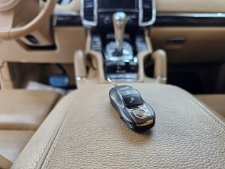 Porsche Cayenne 2010 ΓΙΑ ΓΑΜΟΥΣ/ΕΚΔΗΛΩΣΕΙΣ-thumb-17