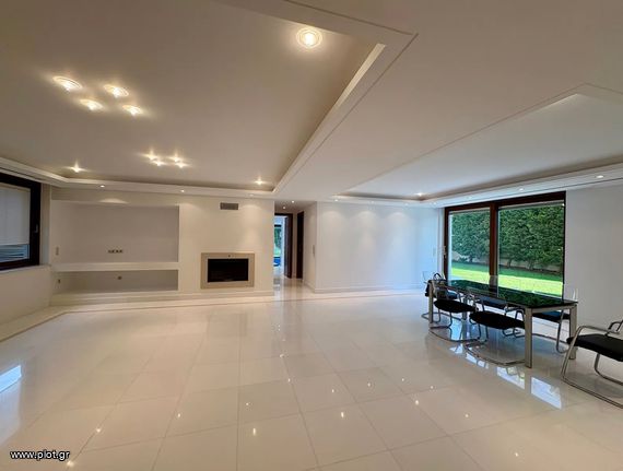 Maisonette 350 sqm for rent, Athens - South, Glyfada