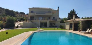 Detached home 450 sqm for rent