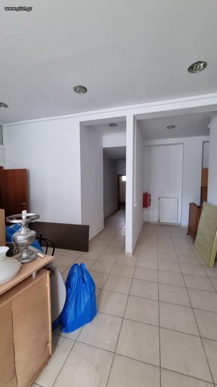 Κατάστημα 100 τ.μ. πρός πώληση, Ν. Φλώρινας, Φλώρινα