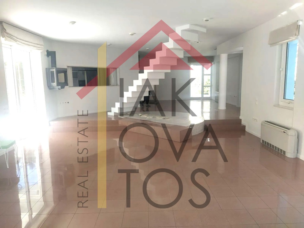 Διαμέρισμα 180 τ.μ. πρός ενοικίαση, Αθήνα - Βόρεια Προάστια, Κηφισιά